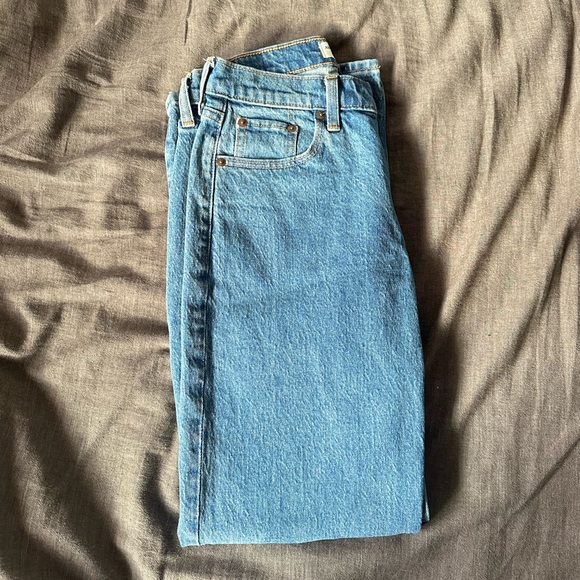 Classic Blue Denim Low Rise Baggy Jeans - Picture 2 of 4